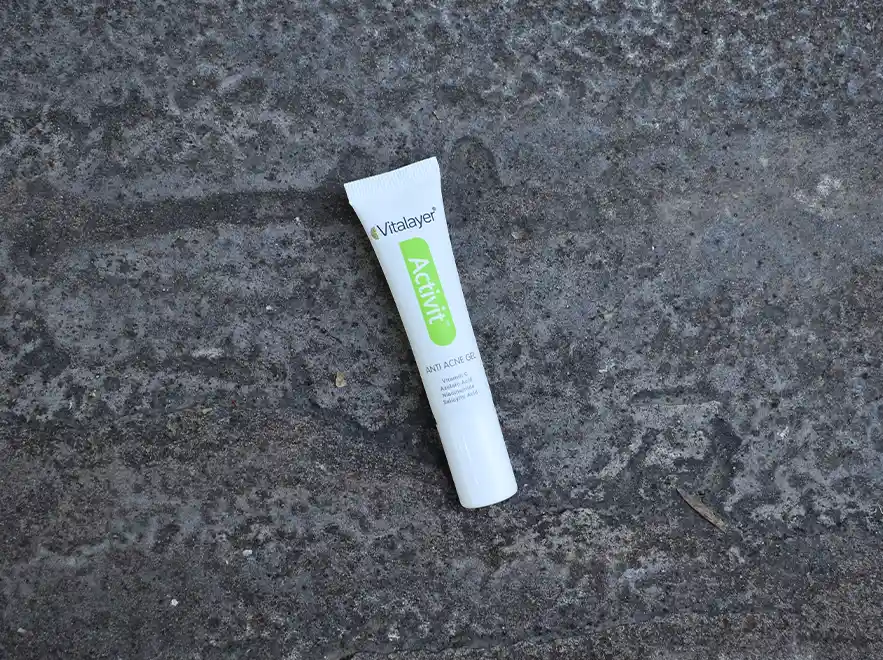 نقد و بررسی ژل ضد جوش اکتی ویت ویتالیر حجم 15 میلی لیتر
