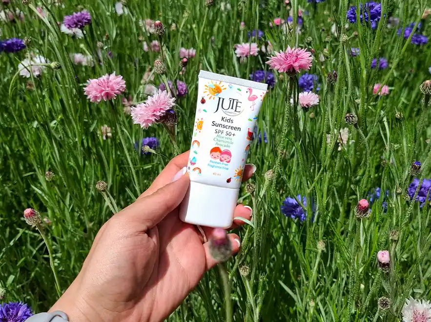 نقد و بررسی کرم ضد آفتاب کودک ژوت SPF50 حجم 40 میلی لیتر