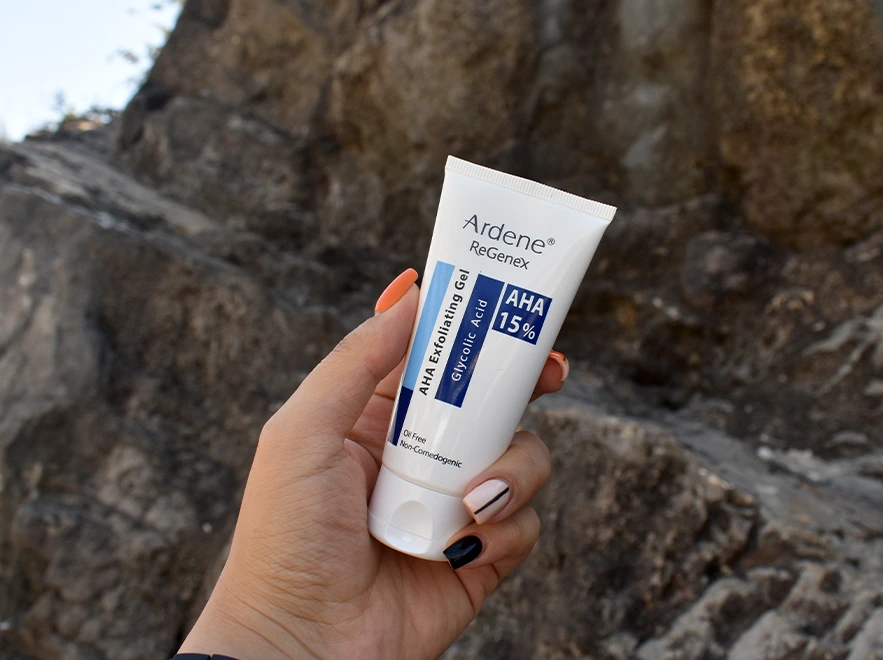 نقد ژل لایه بردار AHA 15 درصد آردن ریجنکس حجم 45 میلی لیتر