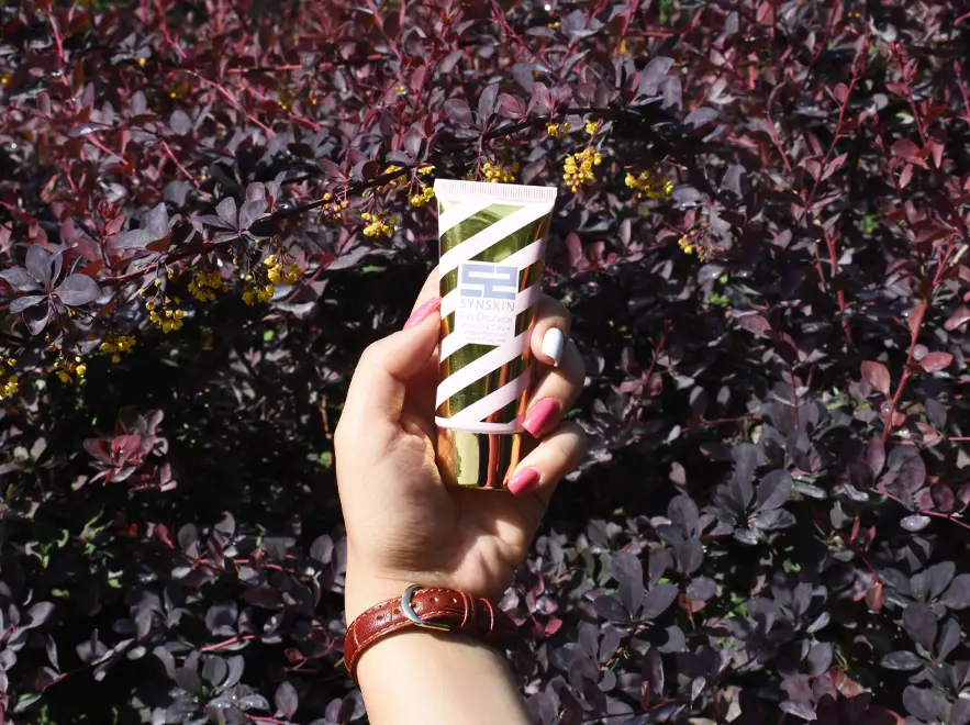 نقد و بررسی کرم روشن کننده ساین دیکالر ساین اسکین حجم 40 میلی لیتر