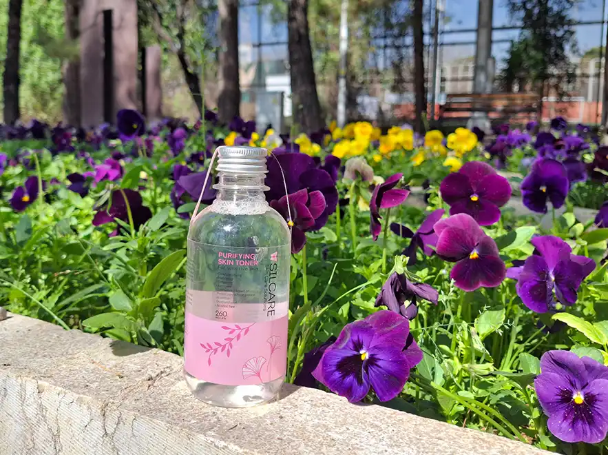 نقد و بررسی تونر پاک کننده پوست حساس سیلکر حجم 260 میلی لیتر