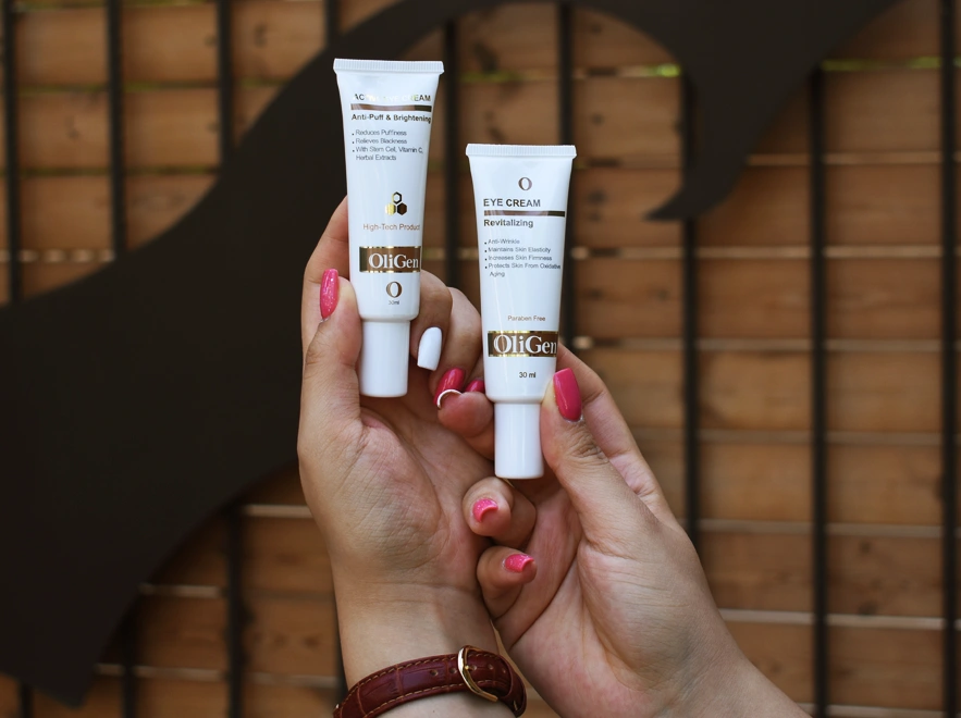 نقد و بررسی کرم دور چشم ضد چروک الی ژن مدل Revitalizing حجم 30 میلی لیتر