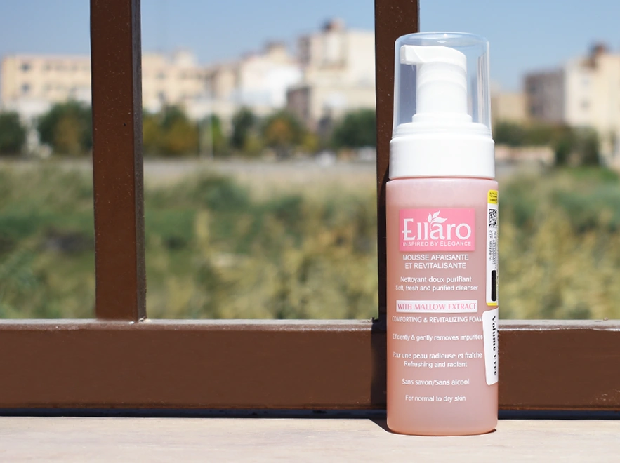 نقد و بررسی فوم شستشوی صورت پوست های خشک و معمولی کامفورتینگ الارو حجم 200 میلی لیتر