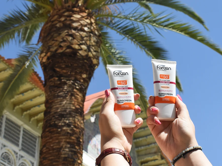 نقد و بررسی کرم ضد آفتاب بژ روشن انواع پوست فاربن SPF50 حجم 50 میلی لیتر