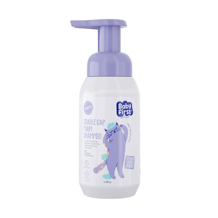 شامپو فوم نوزاد بیبی فرست حجم 250 میلی لیتر
