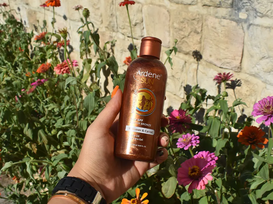 نقد و بررسی روغن آفتاب برنزه کننده اکلیل دار آردن سان حجم 250 میلی لیتر