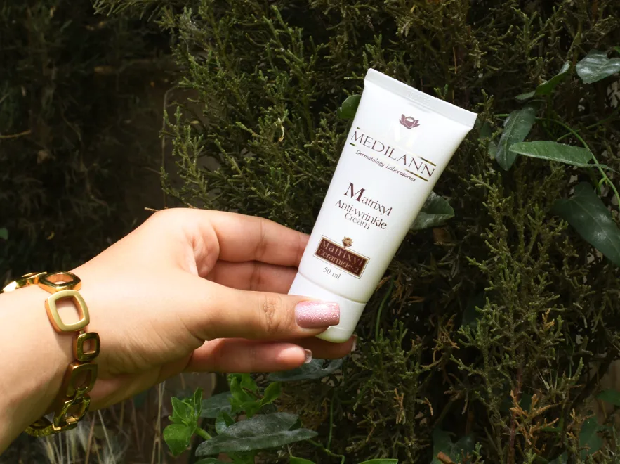 نقد و بررسی کرم ضد چروک ماتریکسیل مدیلن حجم 50 میلی لیتر