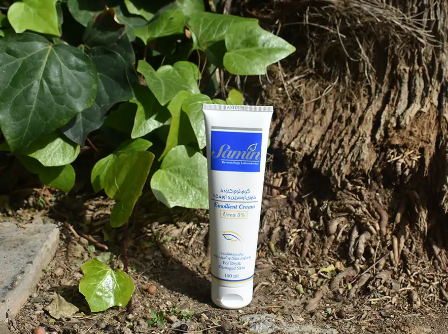 نقد و بررسی کرم نرم کننده اوره 5 درصد ثمین حجم 100 میلی لیتر