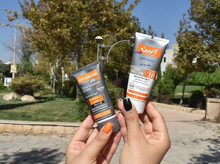 نقد و بررسی کرم ضد آفتاب فاقد چربی آقایان آردن SPF30 حجم 60 میلی لیتر