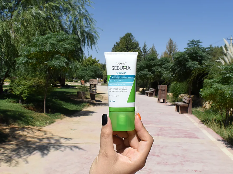 نقد و بررسی ژل کرم مرطوب کننده و بازسازی کننده آردن سبوما مدل Sebuvise حجم 40 میلی لیتر