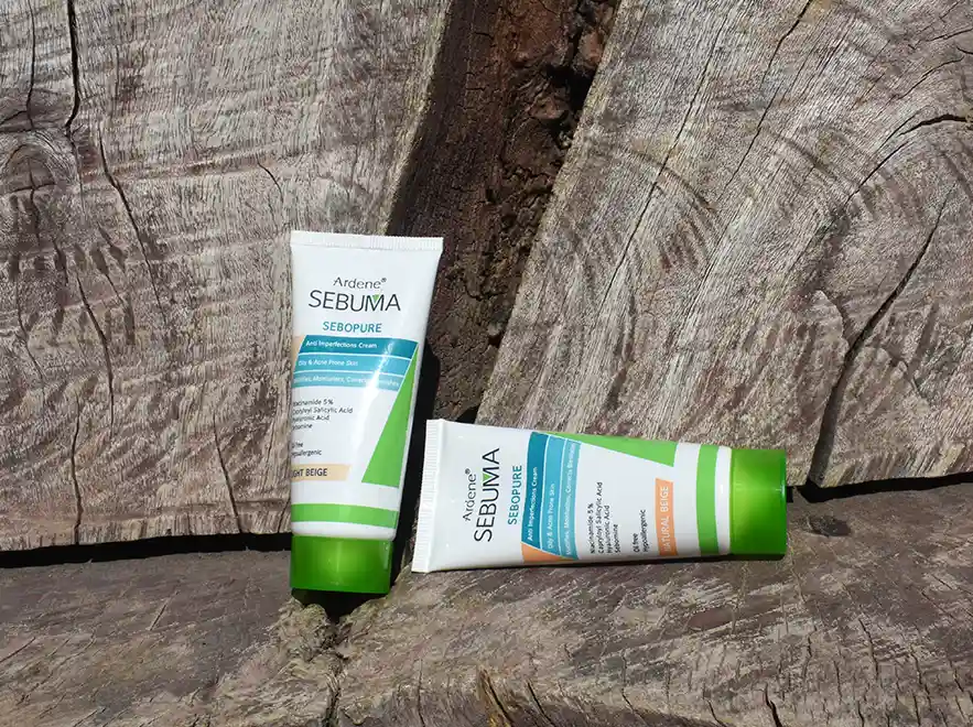 نقد و بررسی کرم ضد جوش رنگی بژ طبیعی آردن سبوما مدل Sebopure حجم 30 میلی لیتر