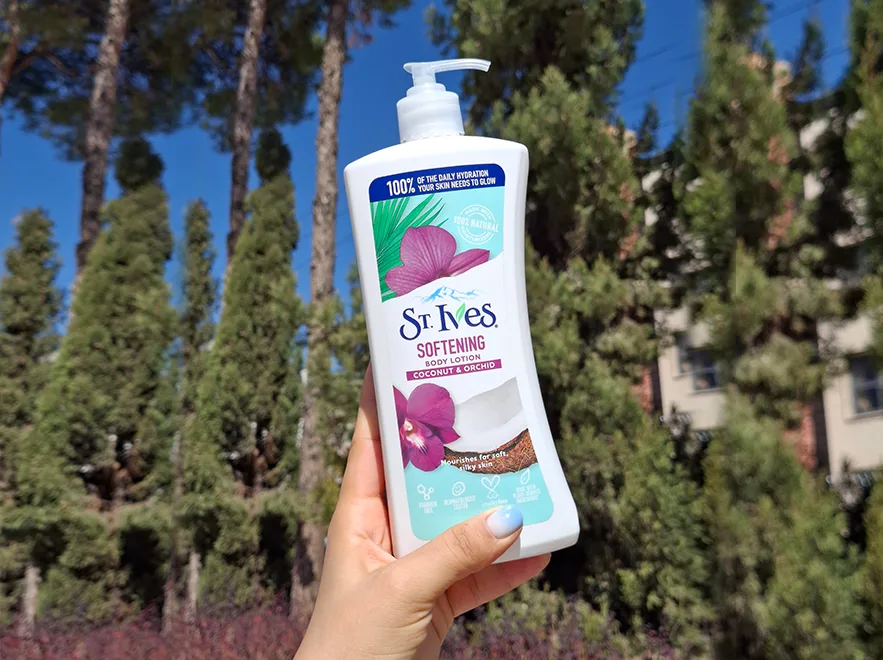 بررسی ترکیبات لوسیون بدن نرم کننده روغن نارگیل و ارکیده سینت ایوز مدل Softening حجم 621 میلی لیتر