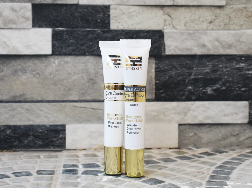 نقد و بررسی کرم دور چشم ضد چروک ساین اسکین حجم 20 میلی لیتر