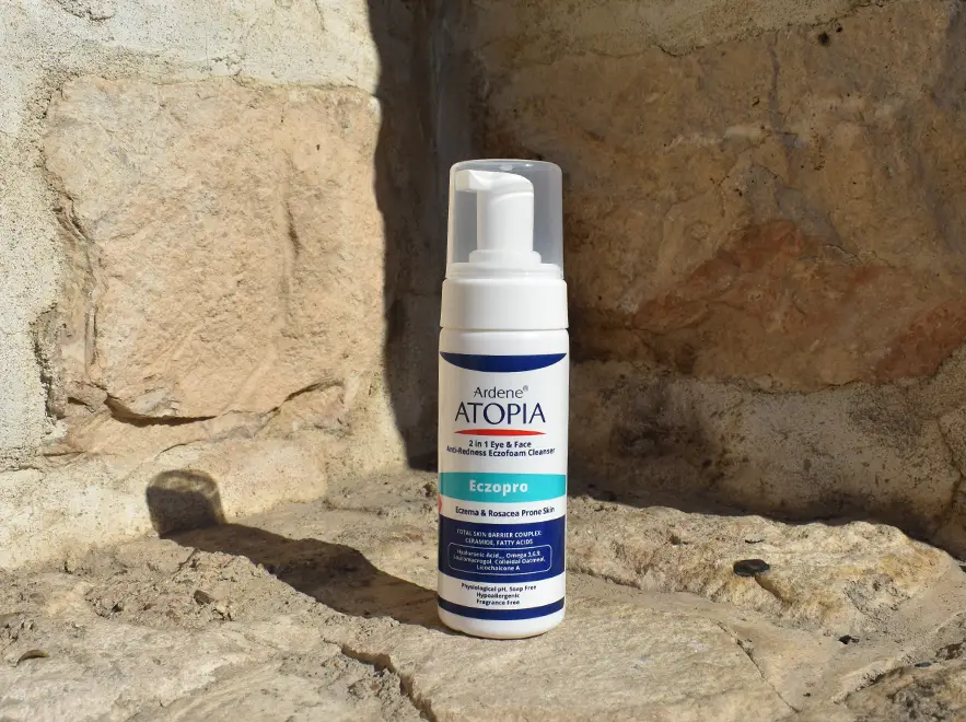 نقد و بررسی فوم شستشوی صورت و چشم پوست های خیلی خشک اگزو پرو آردن آتوپیا وزن 150 گرم