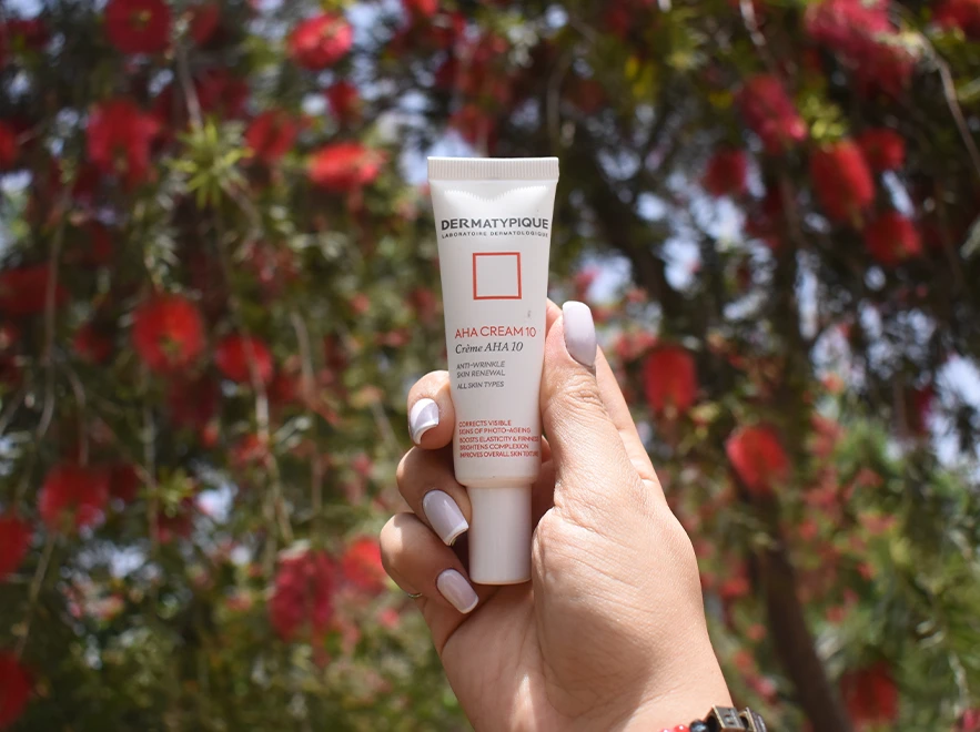 نقد و بررسی کرم لایه بردار AHA 10 درصد درماتیپیک حجم 30 میلی لیتر