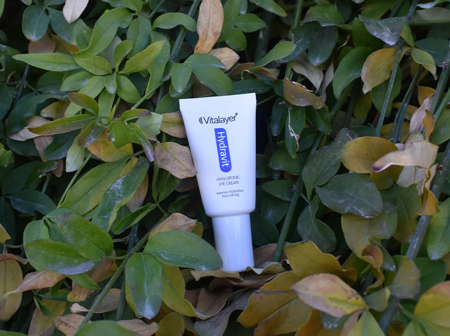 نقد کرم دور چشم آبرسان هیدراویت ویتالیر حجم 15 میلی لیتر