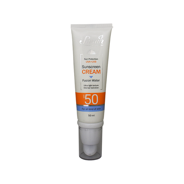 کرم ضد آفتاب فیوژن واتر انواع پوست ثمین SPF50 حجم 50 میلی لیتر